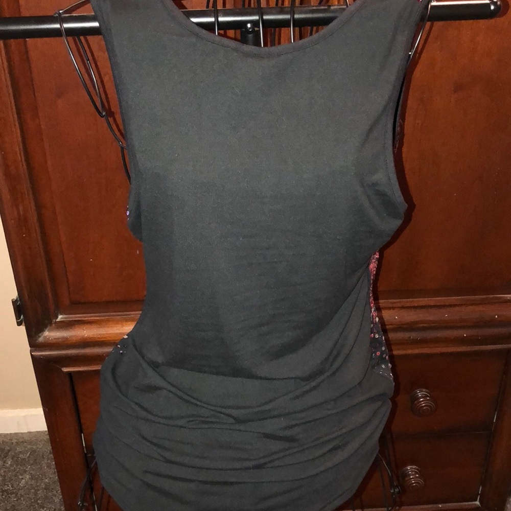 Sequins Tank. - Picture 3 of 6